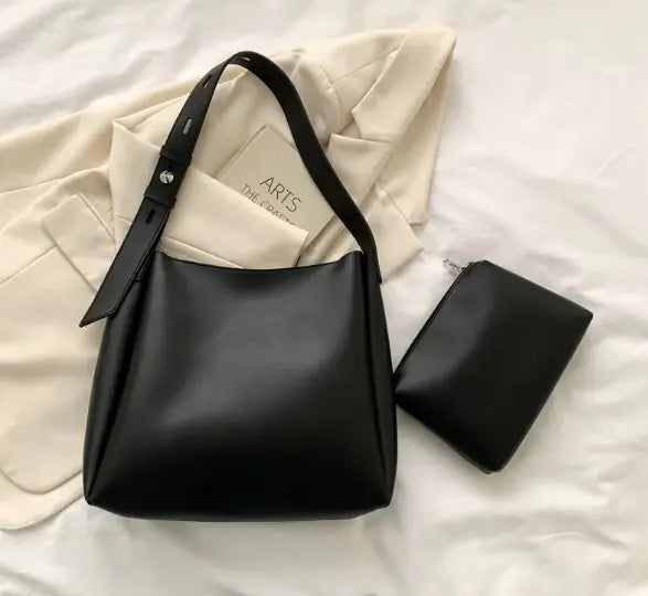 Chic Leather Essential Tote