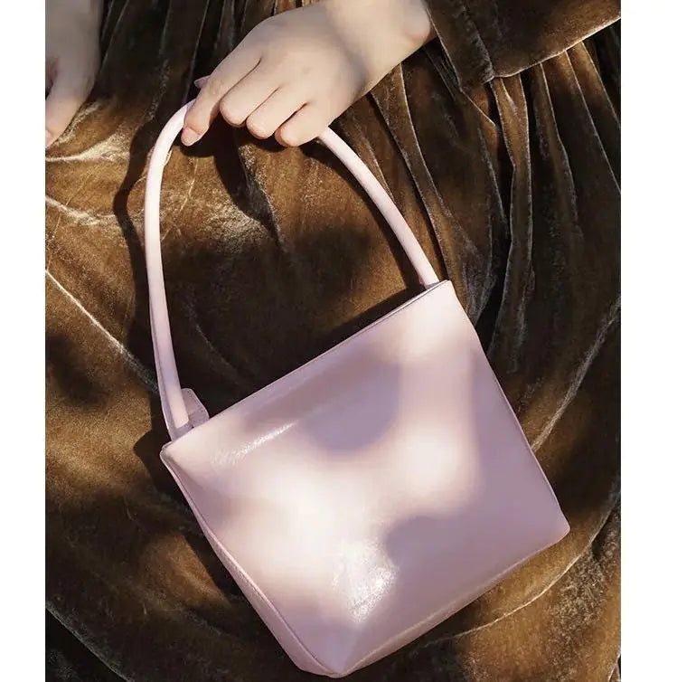 Chic Multi-Way Bucket Bag